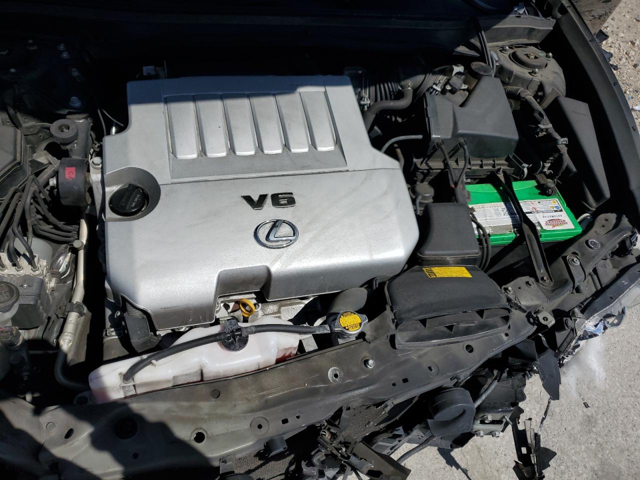 2014 Lexus ES - Image 12