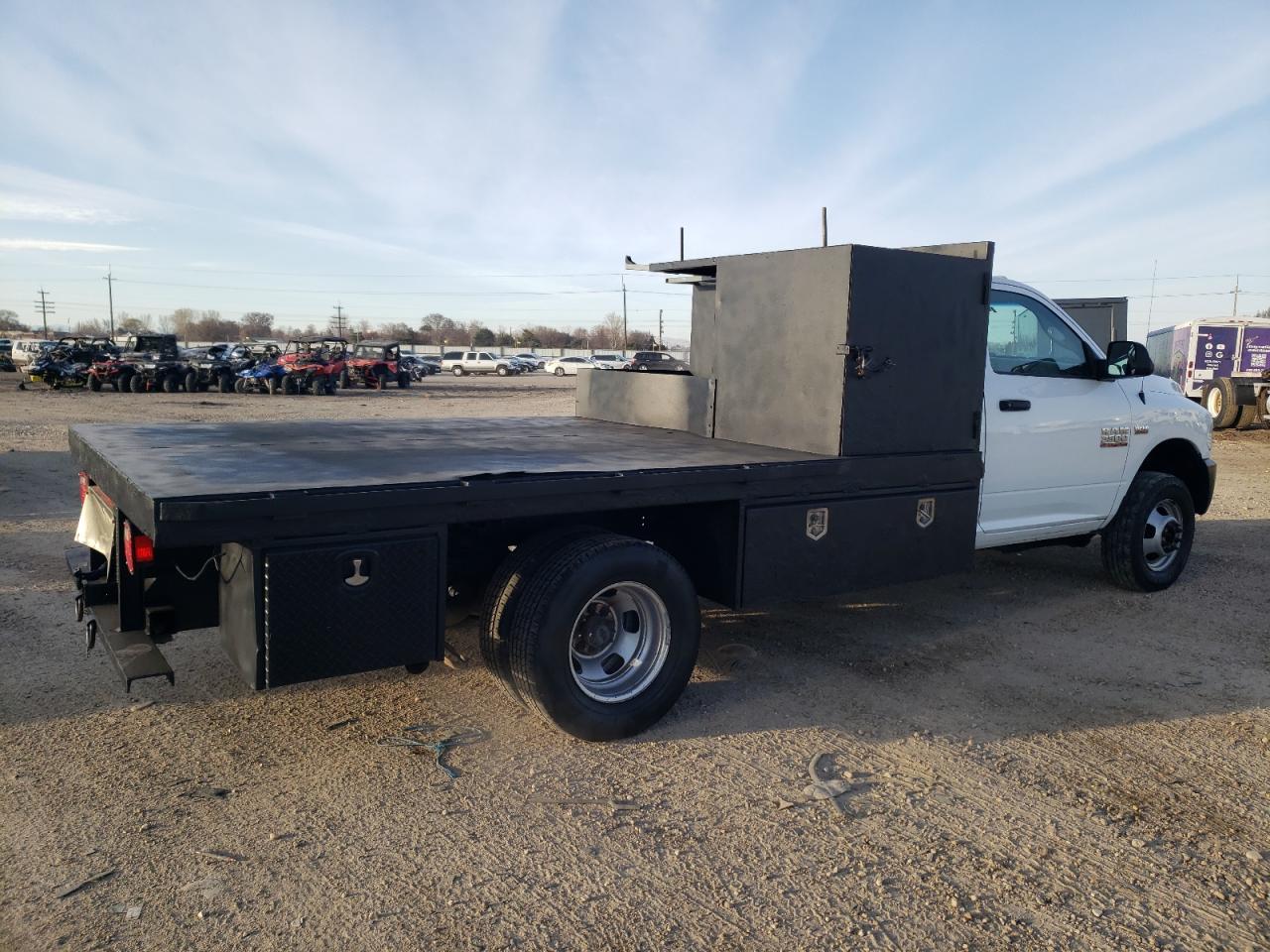 2015 RAM 3500 - Image 3