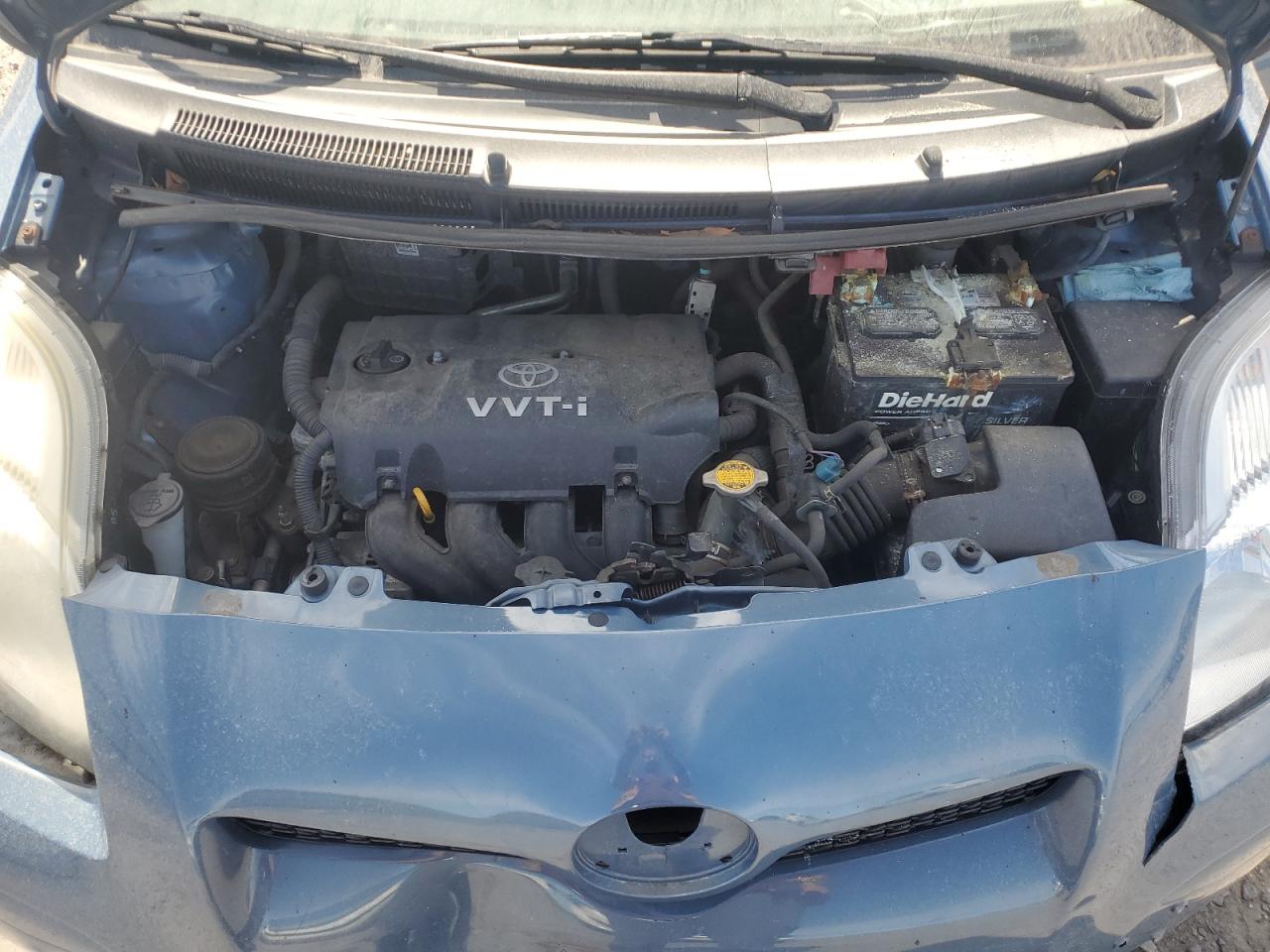 2010 Toyota Yaris - Image 12