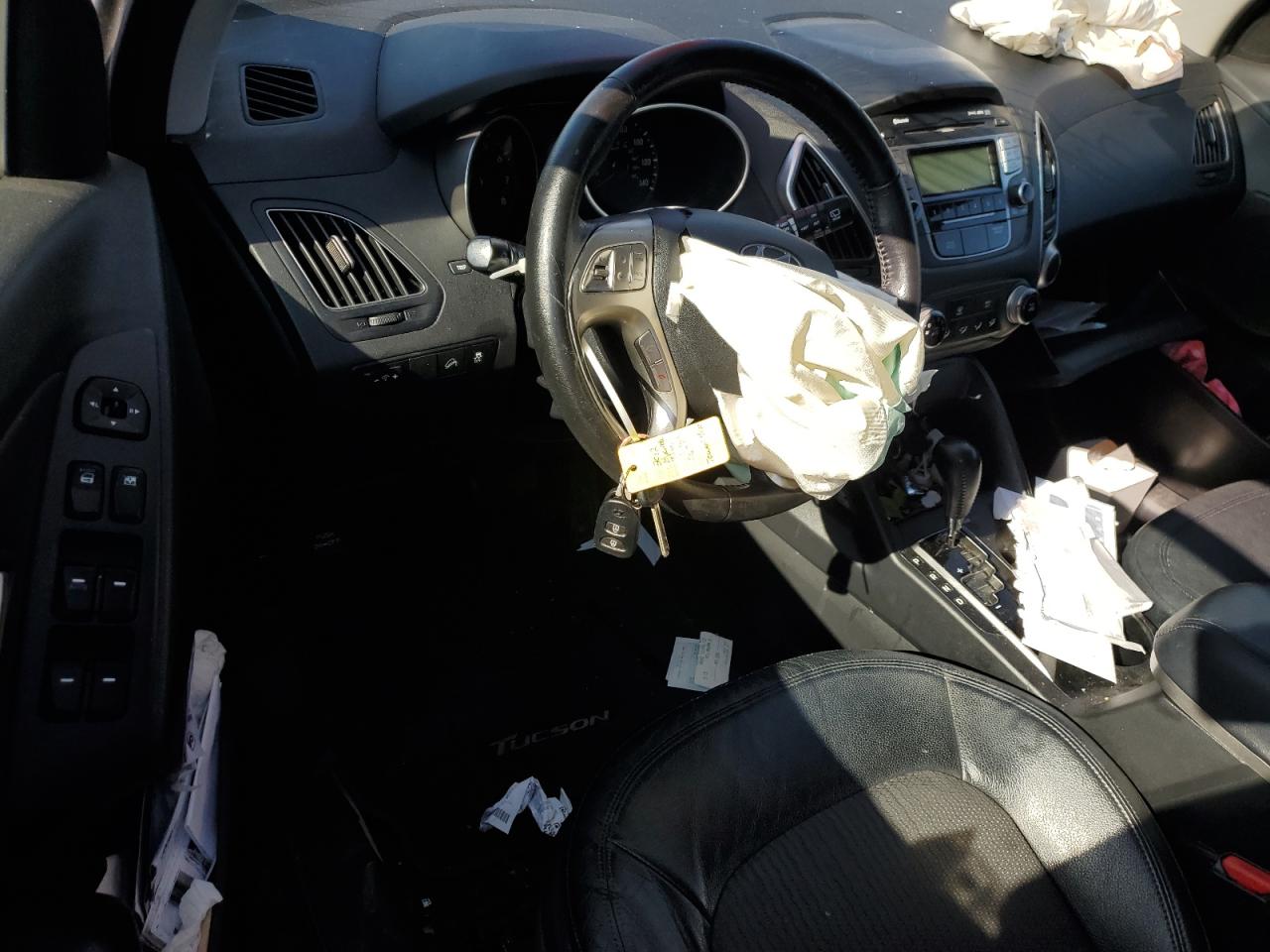 2012 Hyundai Tucson - Image 8