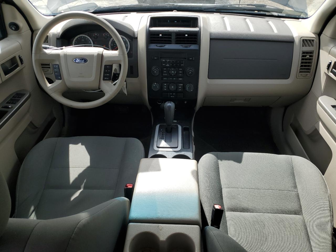 2011 Ford Escape - Image 8