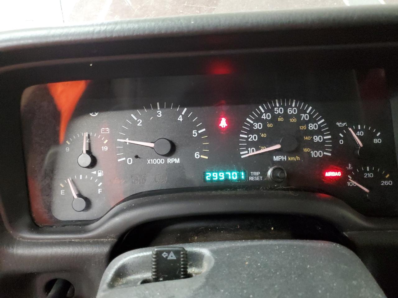 2000 Jeep Grand Cherokee - Image 9