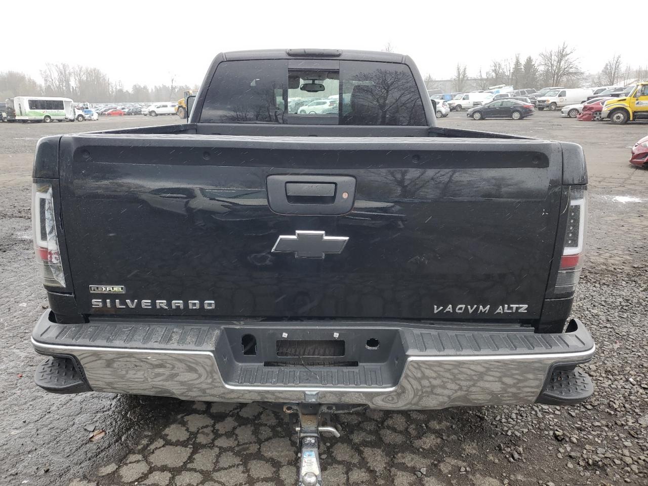 2007 Chevrolet Silverado - Image 6