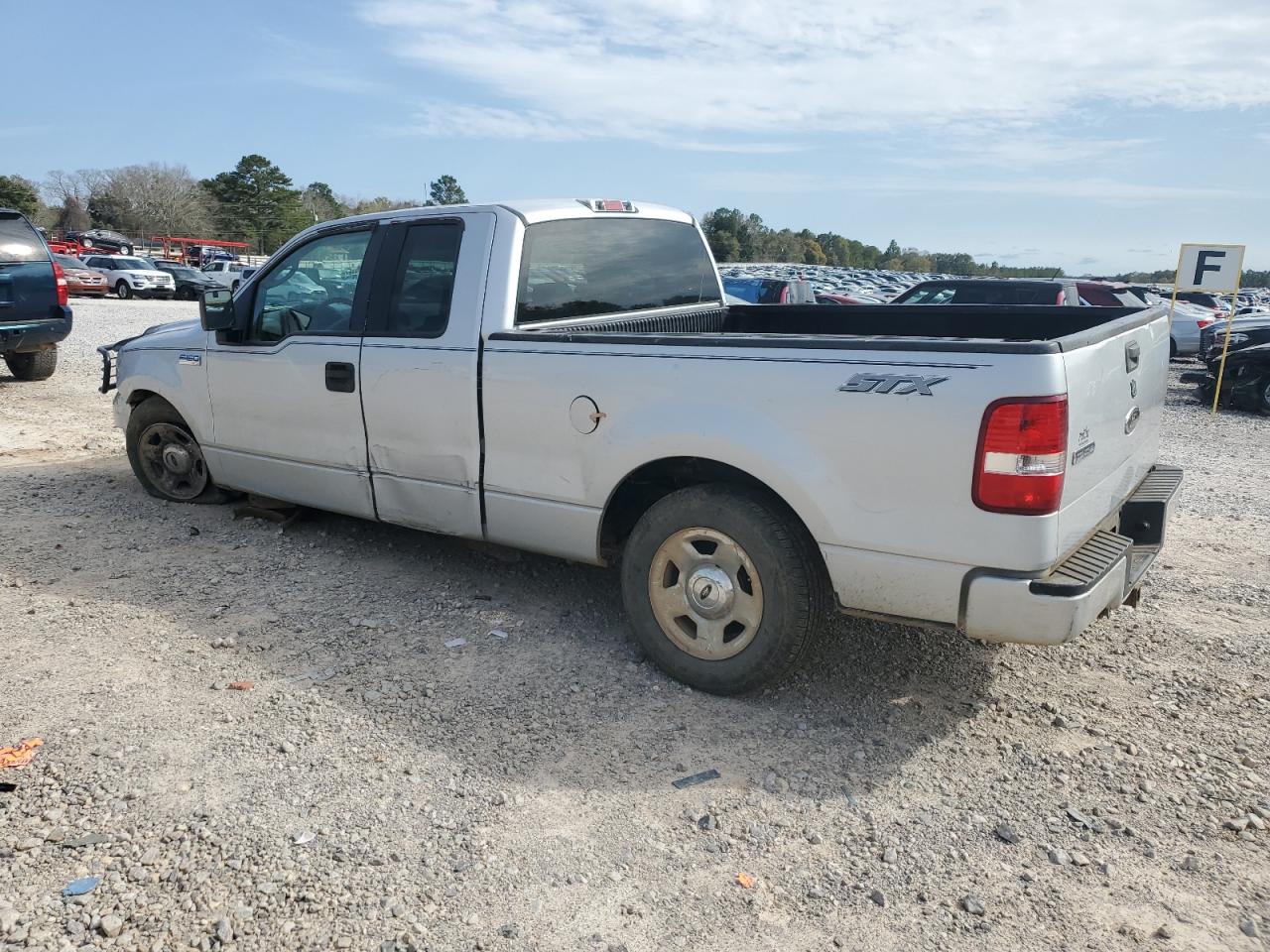 2005 Ford F-150 - Image 2
