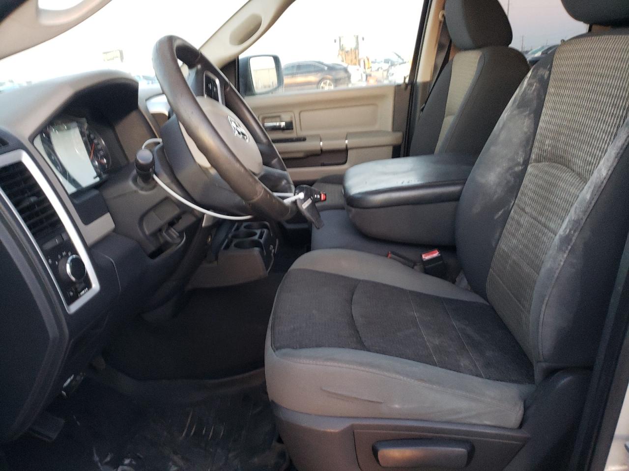 2009 Dodge RAM - Image 7