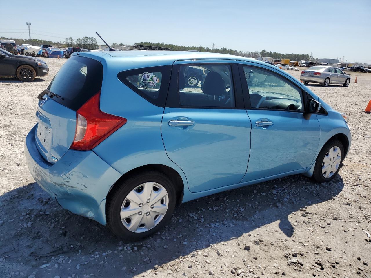 2015 Nissan Versa - Image 3