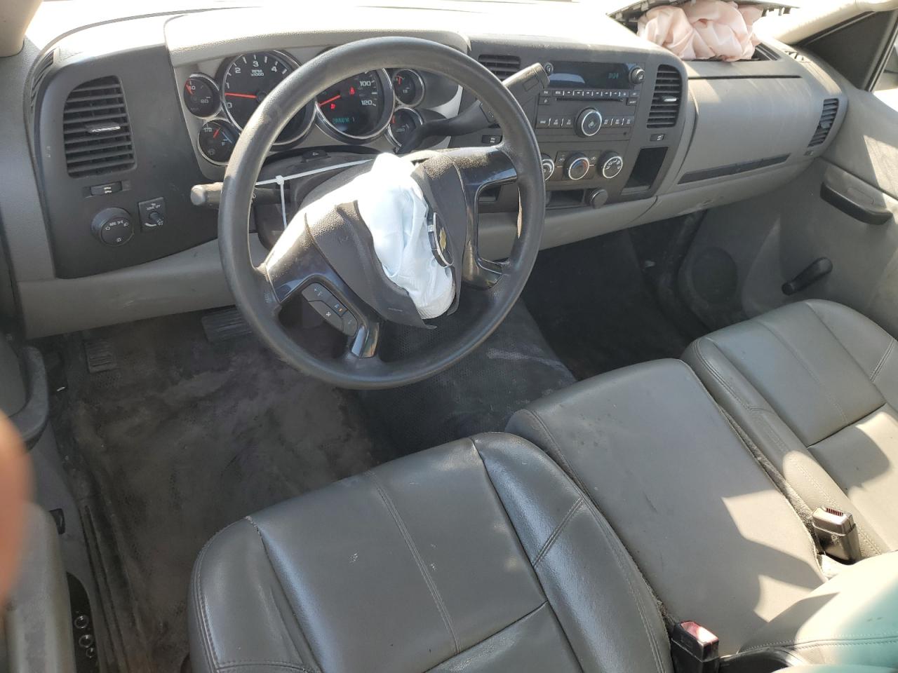 2012 Chevrolet Silverado - Image 8