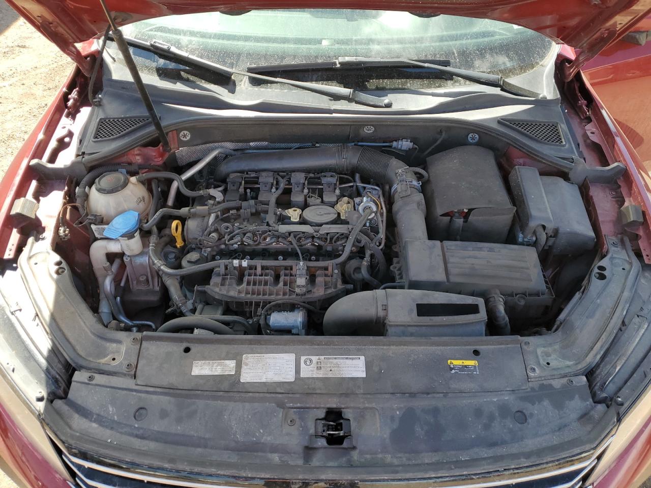 2018 Volkswagen Passat - Image 11