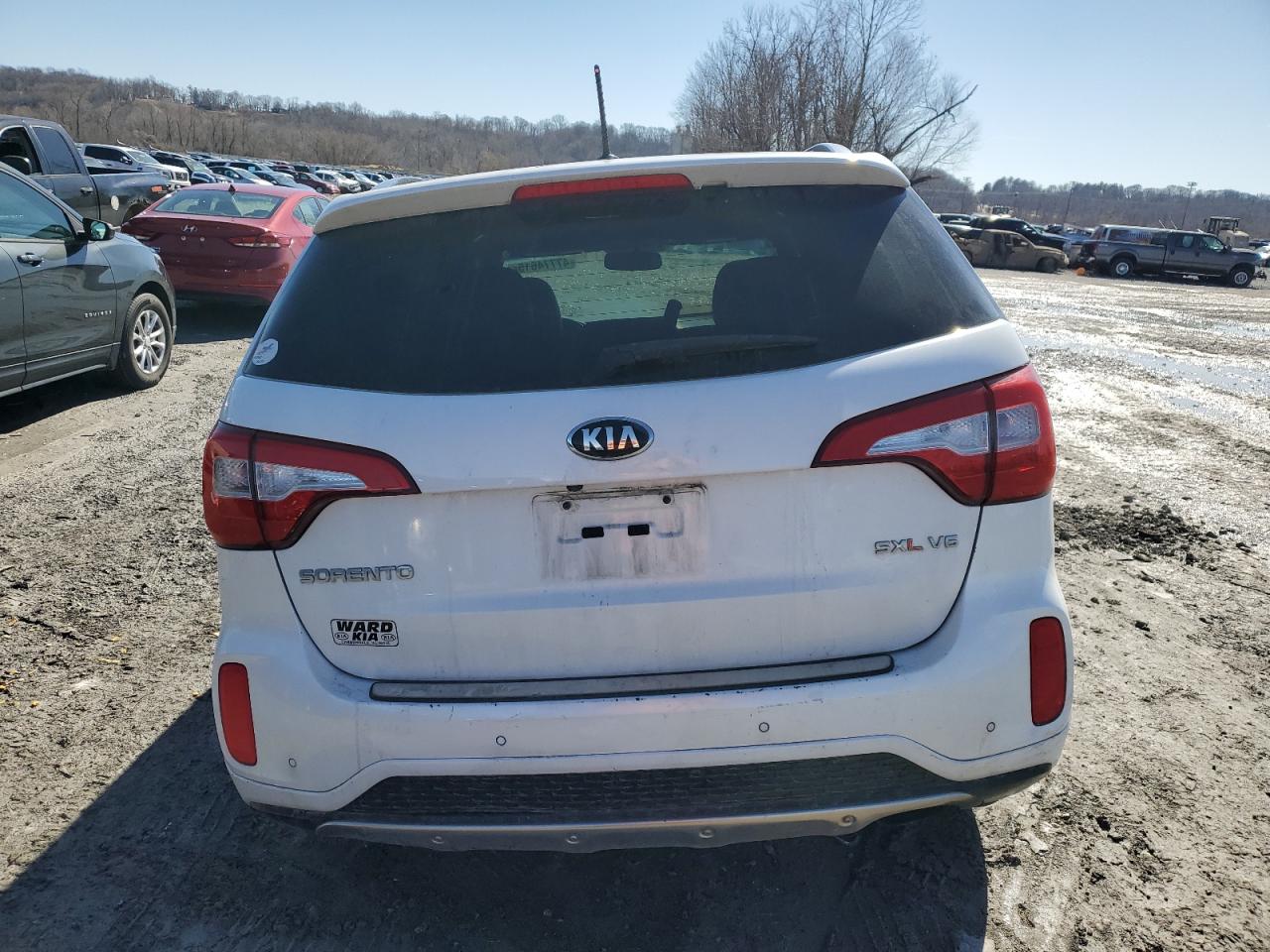 2015 Kia Sorento - Image 6
