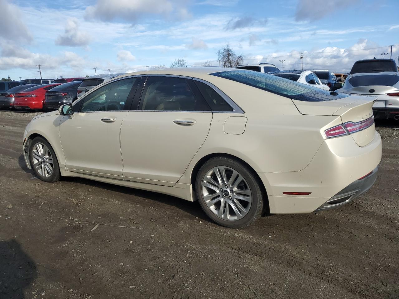 2014 Lincoln MKZ - Image 2