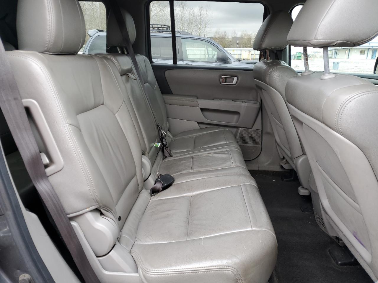 2012 Honda Pilot - Image 11