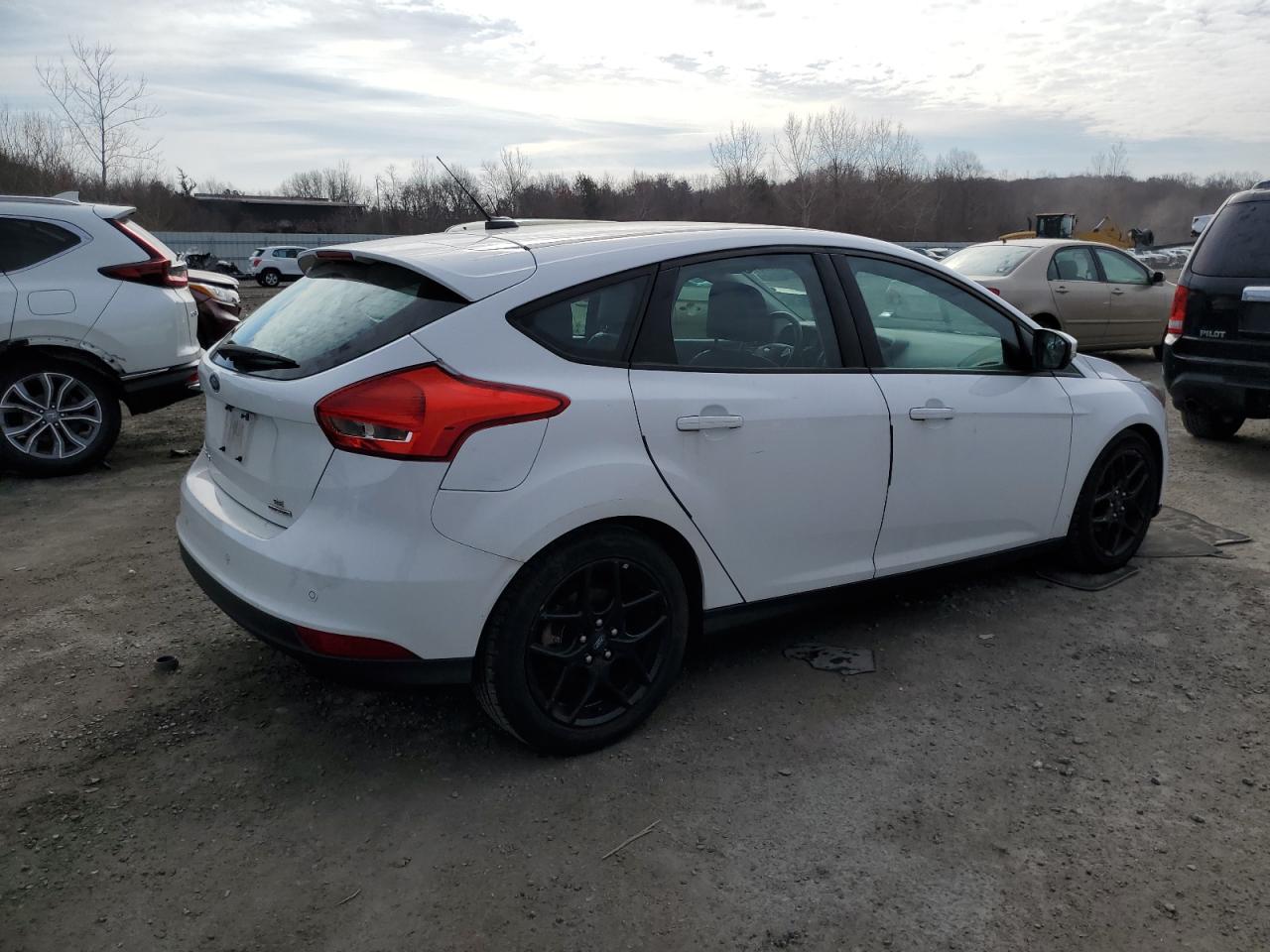 2016 Ford Focus - Image 3
