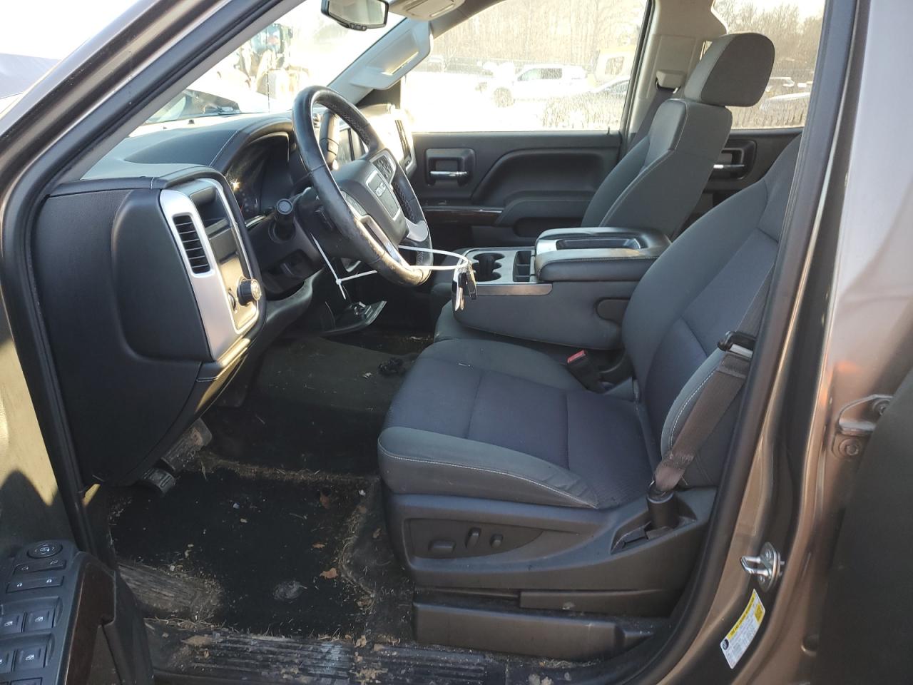 2015 GMC Sierra - Image 7