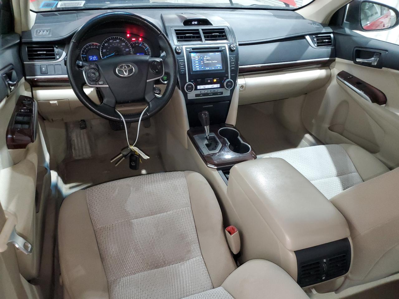 2012 Toyota Camry - Image 8