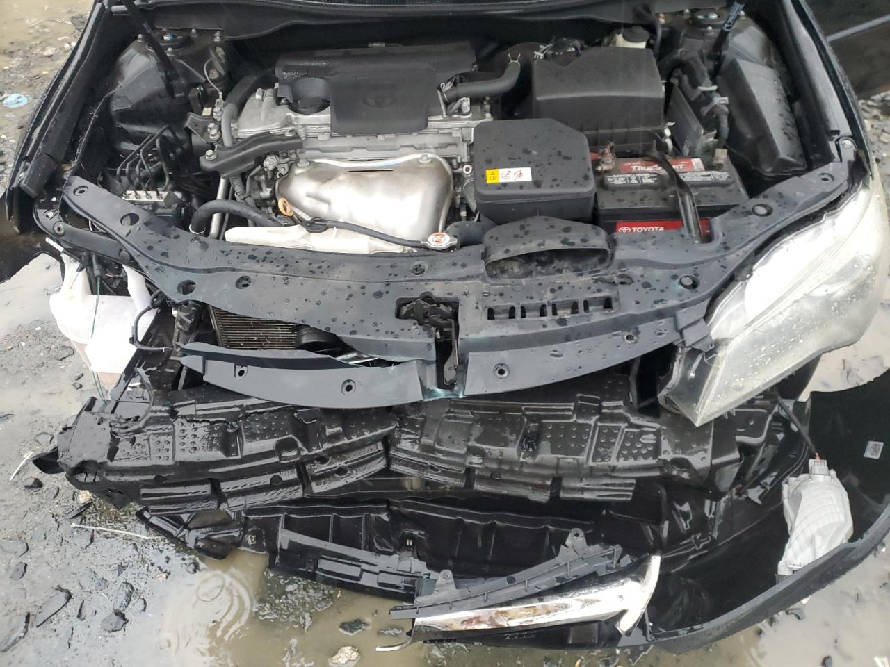 2017 Toyota Camry - Image 11