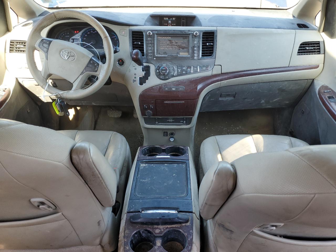 2012 Toyota Sienna - Image 8
