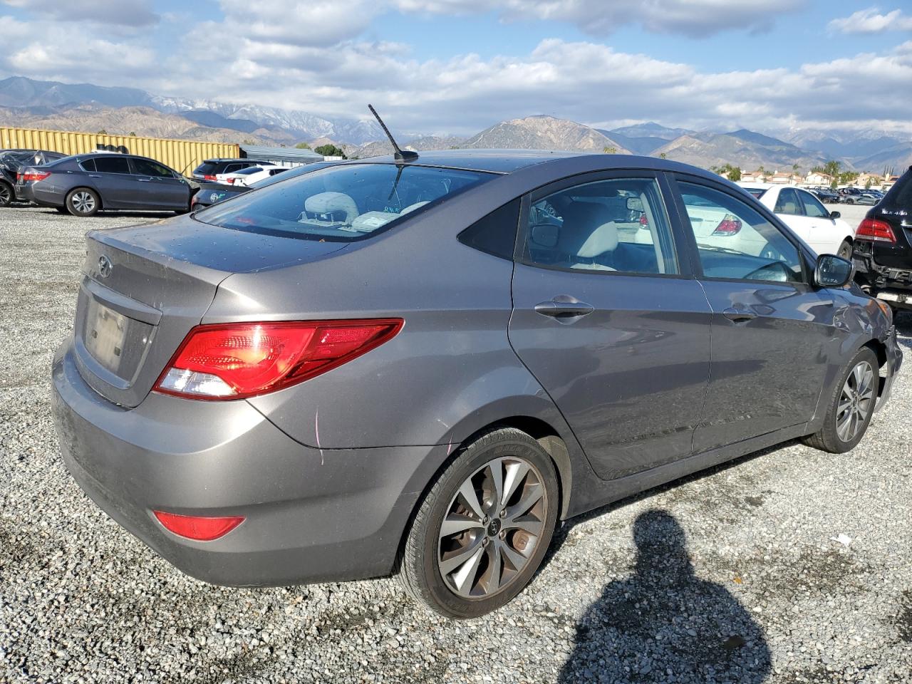2017 Hyundai Accent - Image 3