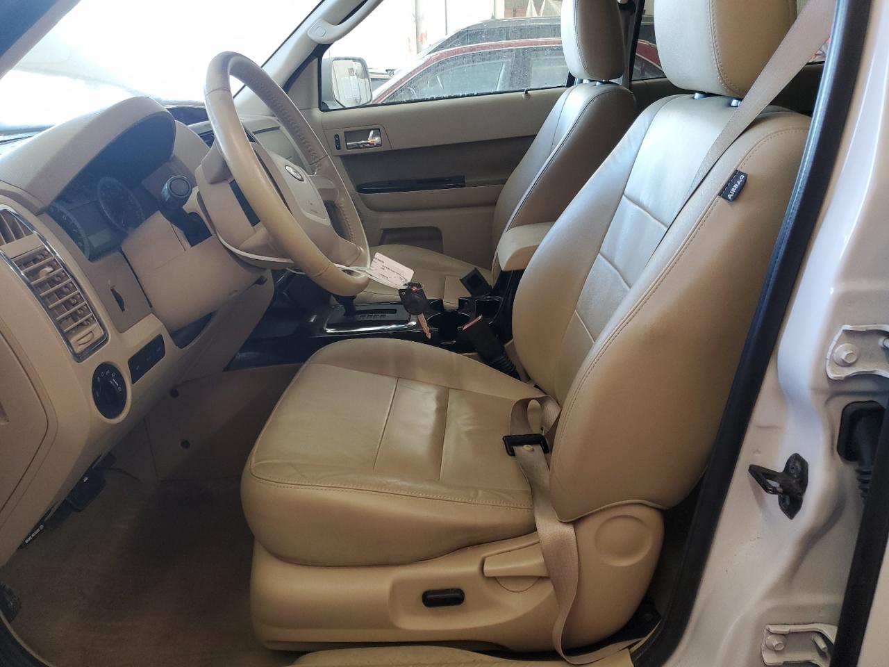 2010 Ford Escape - Image 7