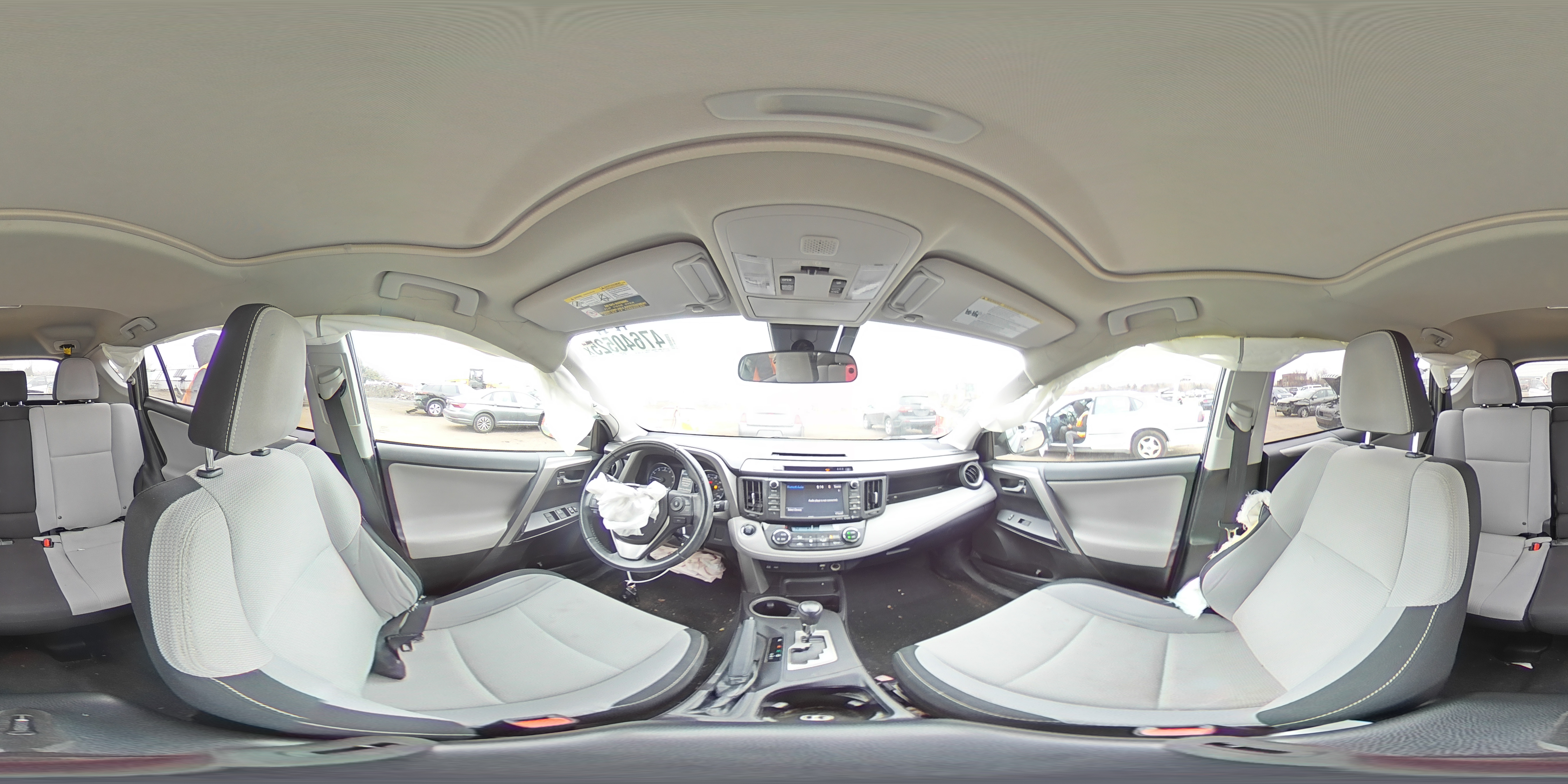 2018 Toyota RAV 4 - Image 14