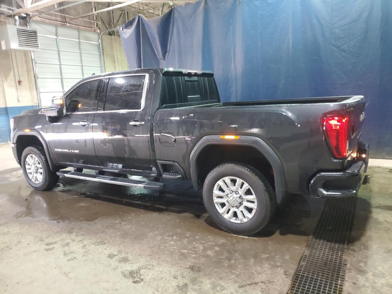 2020 GMC Sierra - Image 2