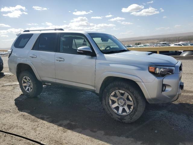  TOYOTA 4RUNNER 2016 Серебристый