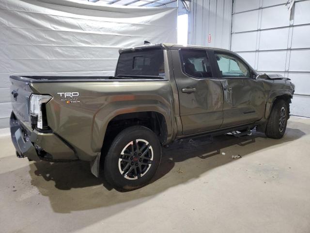  TOYOTA TACOMA 2024 Green