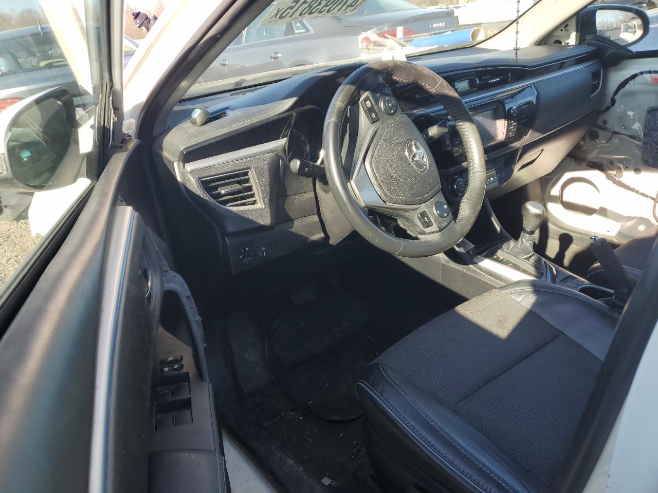 2015 Toyota Corolla - Image 8
