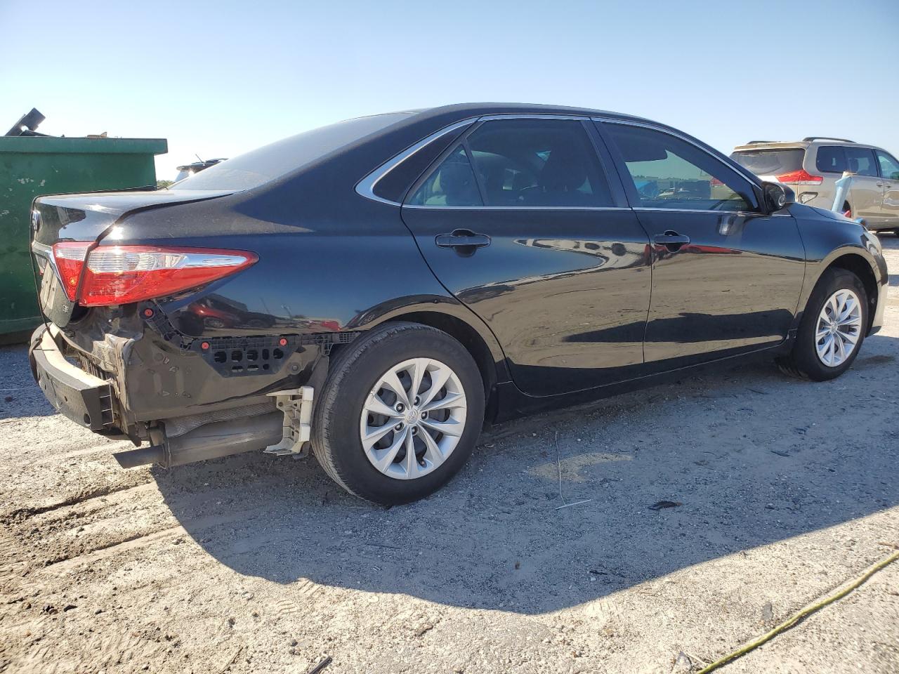 2015 Toyota Camry - Image 3