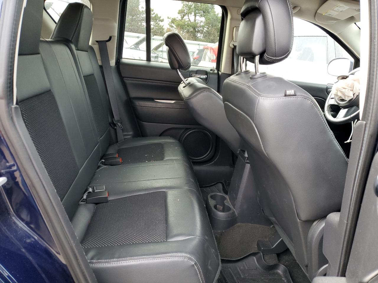 2014 Jeep Compass - Image 12