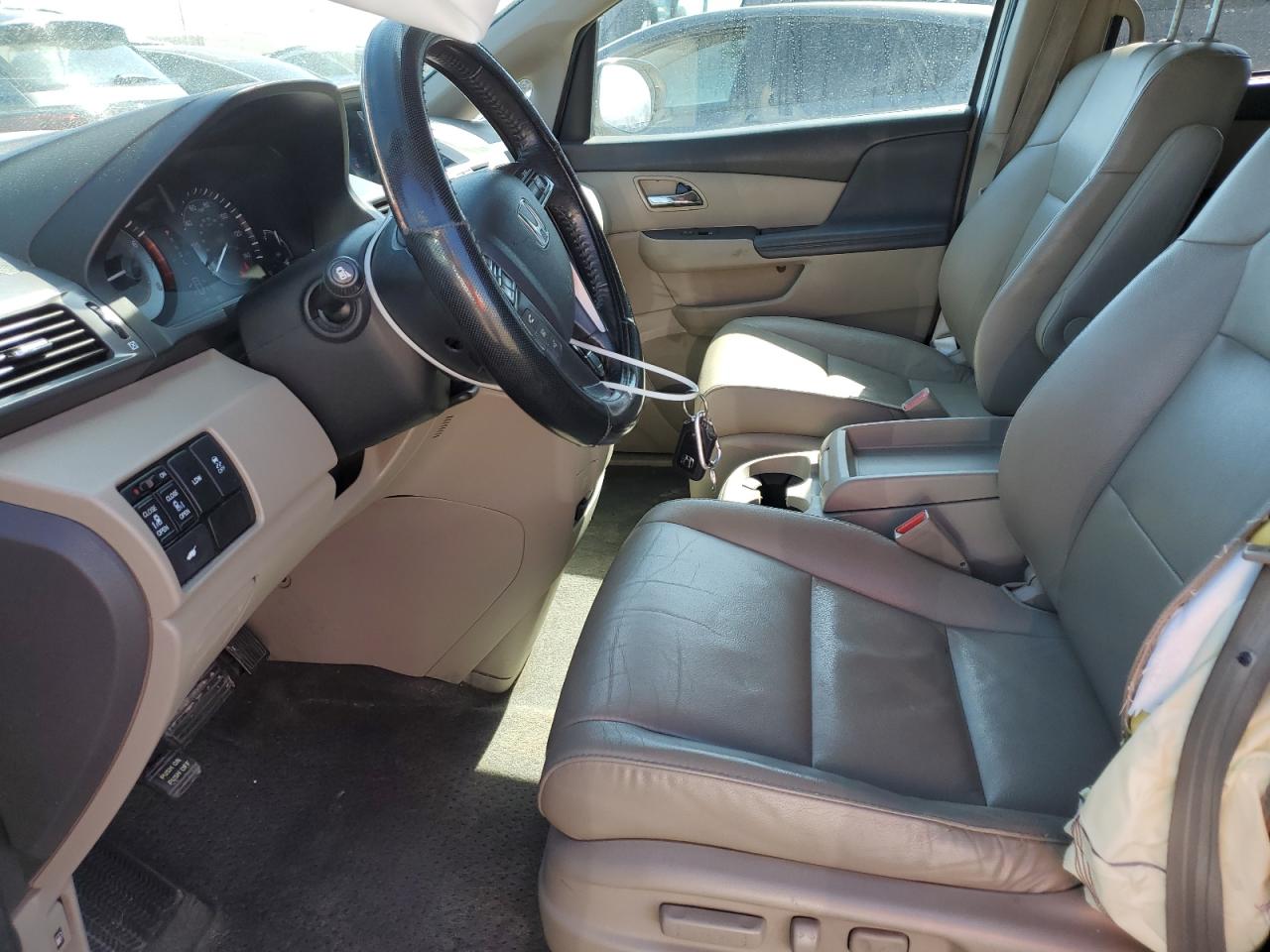2014 Honda Odyssey - Image 7