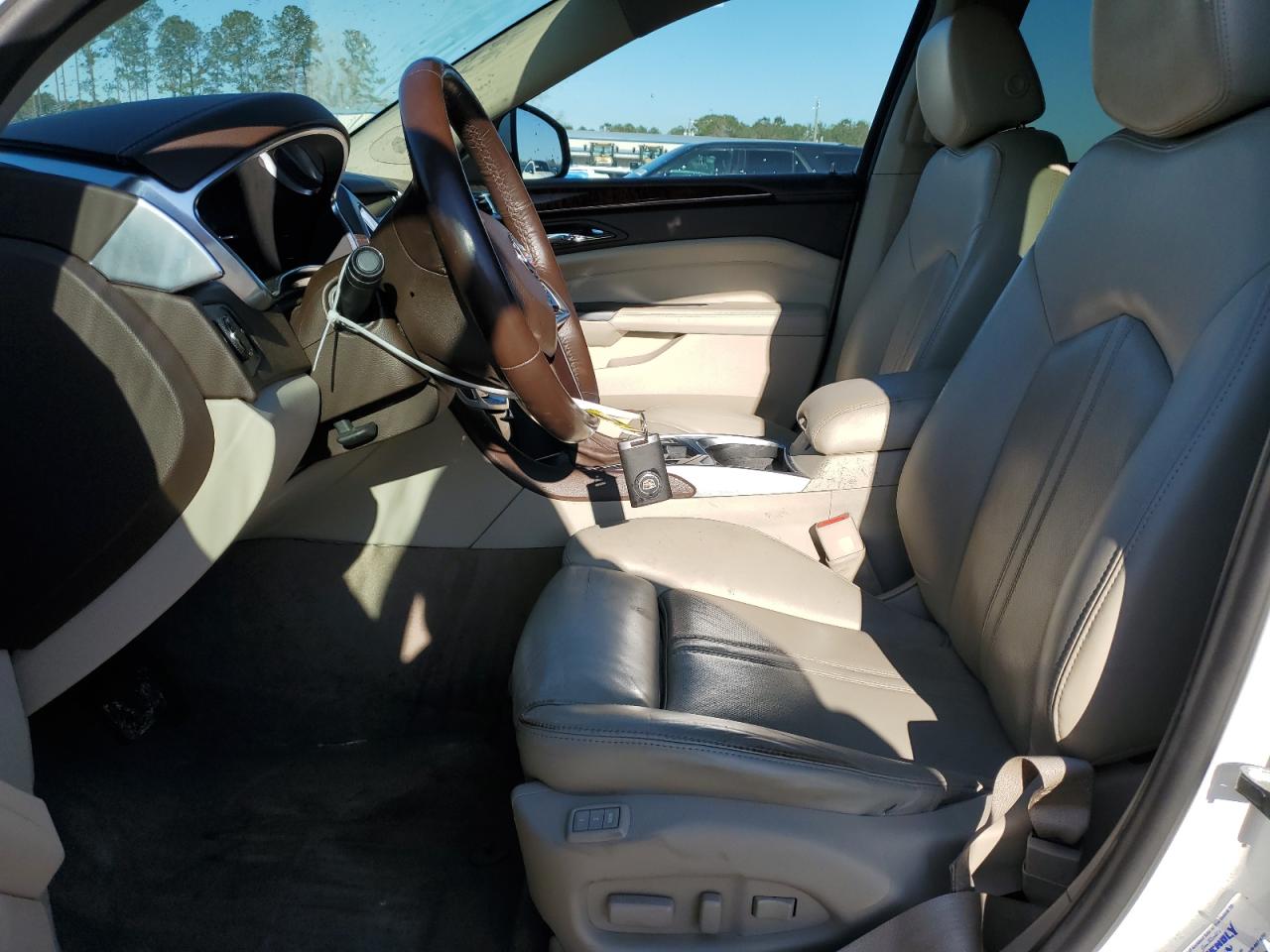 2014 Cadillac SRX - Image 7