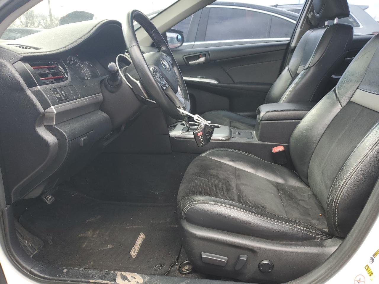 2014 Toyota Camry - Image 7