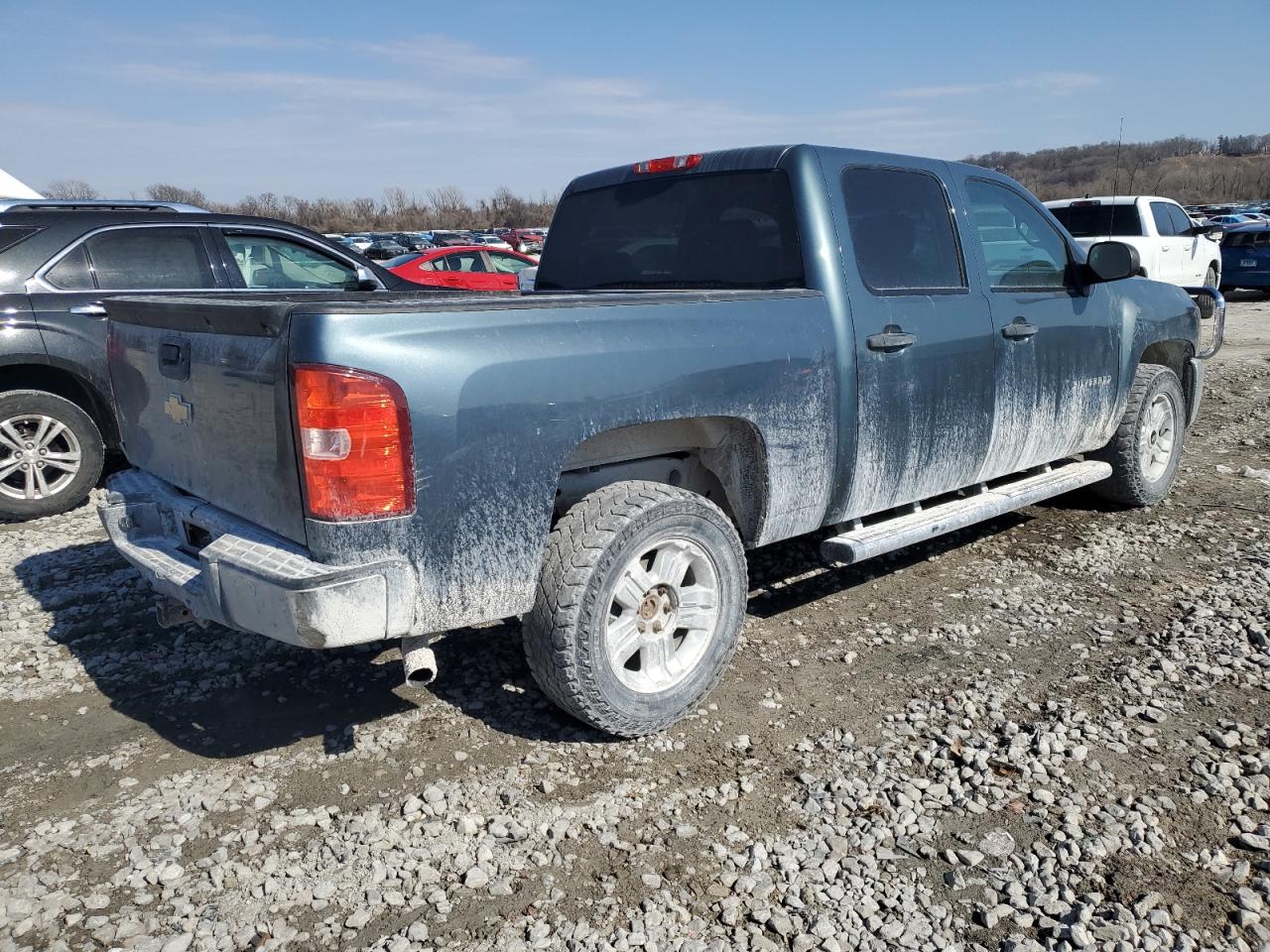 2012 Chevrolet Silverado - Image 3