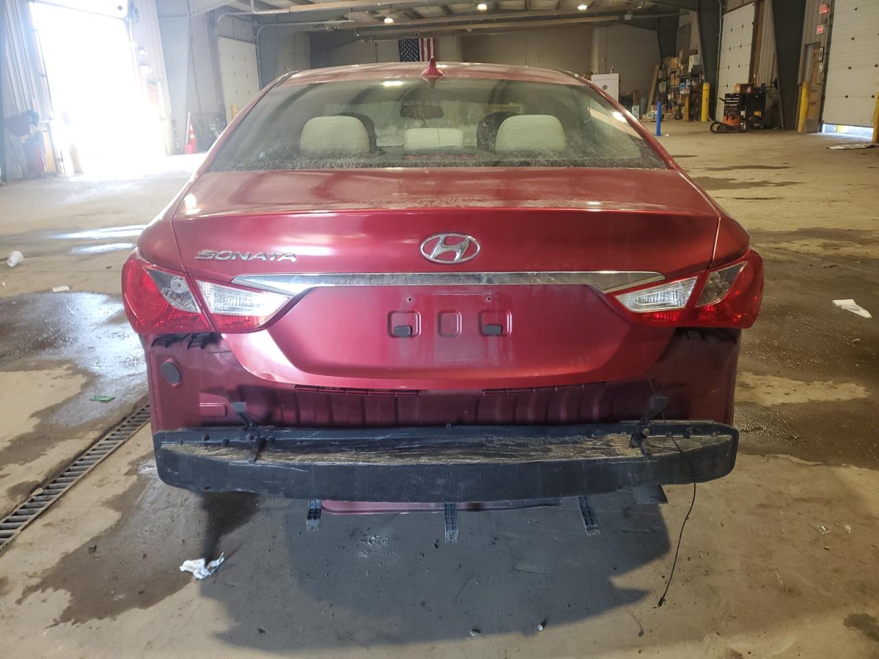 2012 Hyundai Sonata - Image 6