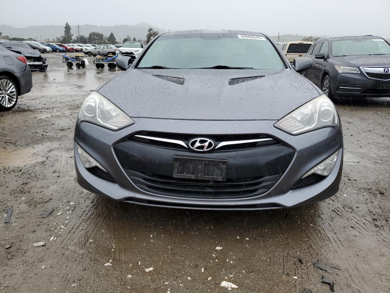 2014 Hyundai Genesis - Image 5