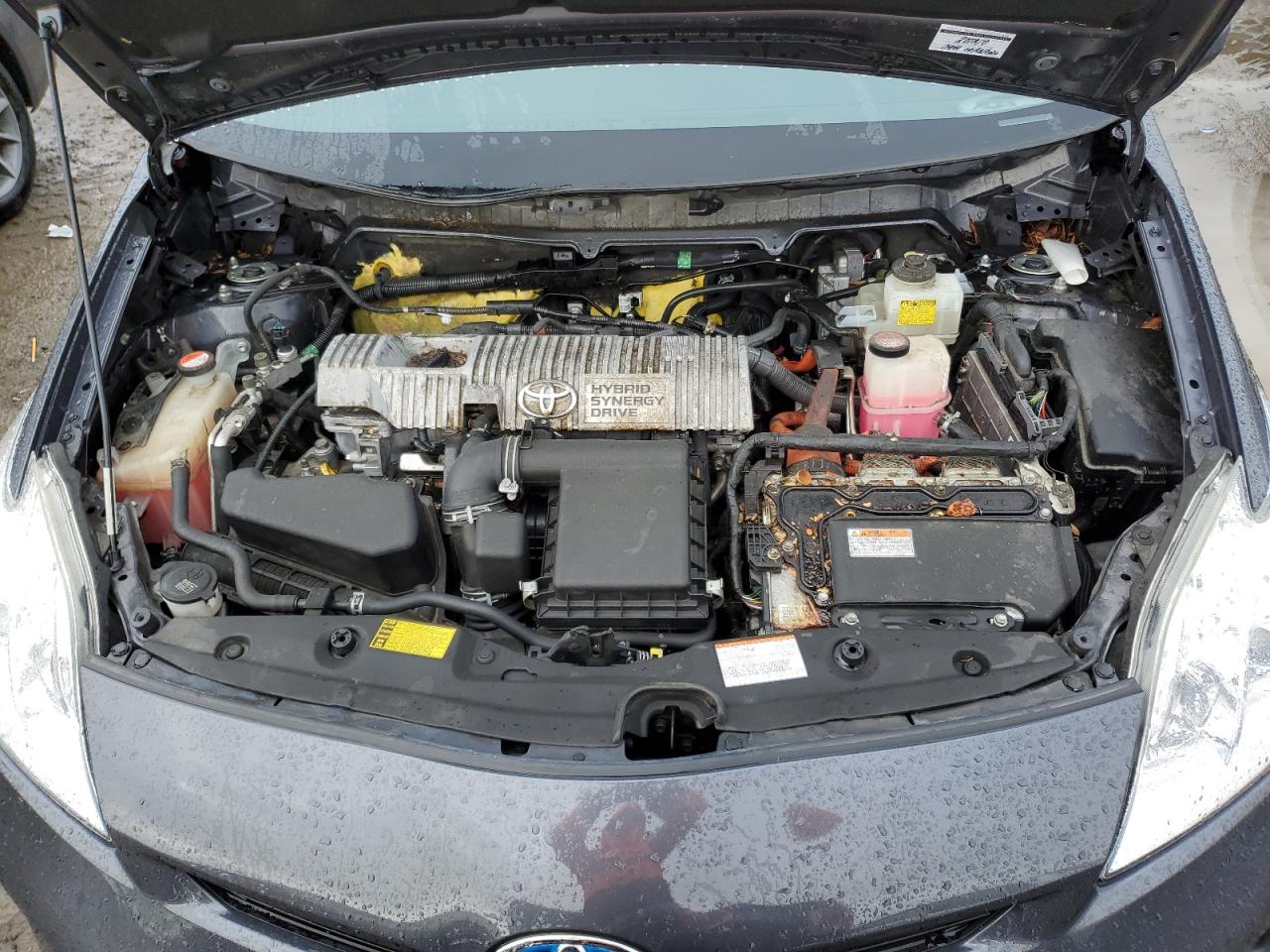 2015 Toyota Prius - Image 11