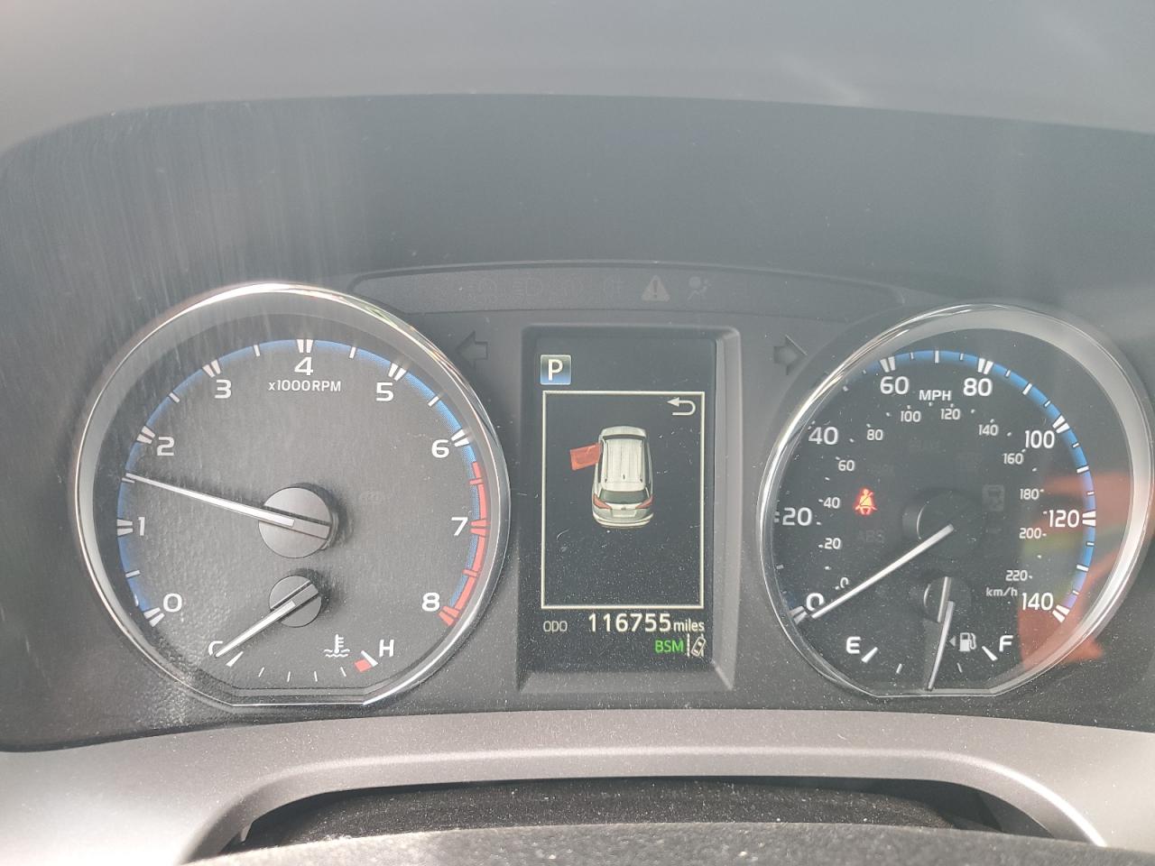2018 Toyota RAV 4 - Image 9