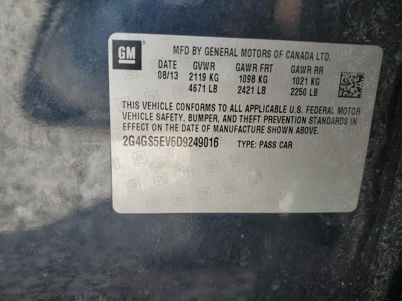 2013 Buick Regal - Image 12