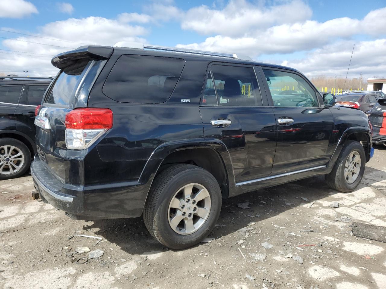2011 Toyota 4Runner - Image 3