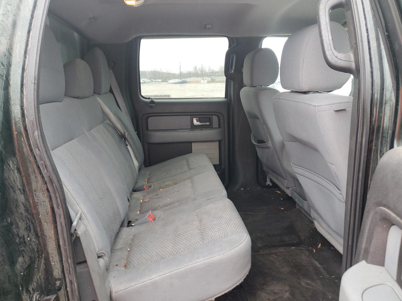 2012 Ford F-150 - Image 10