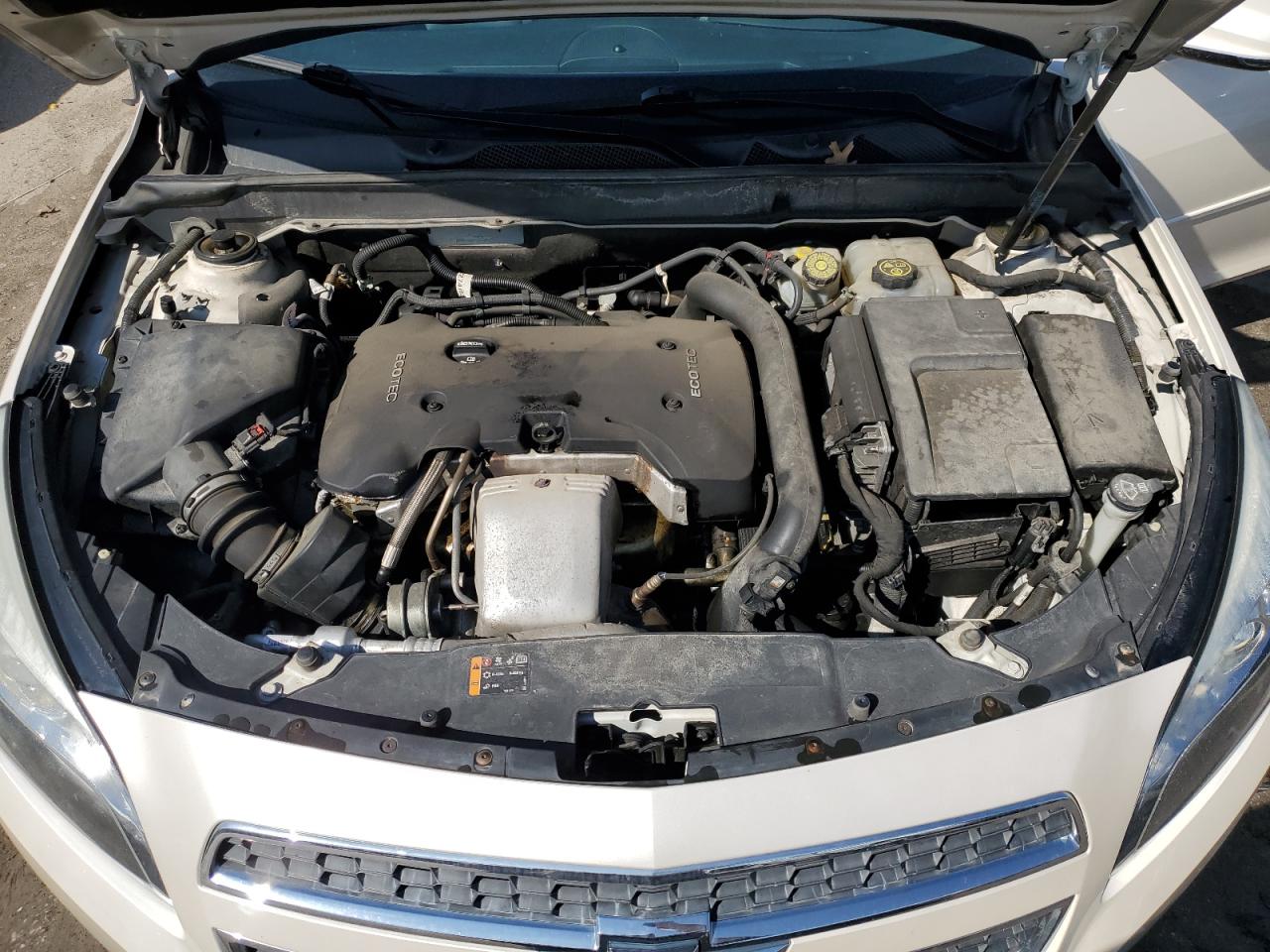2013 Chevrolet Malibu - Image 11