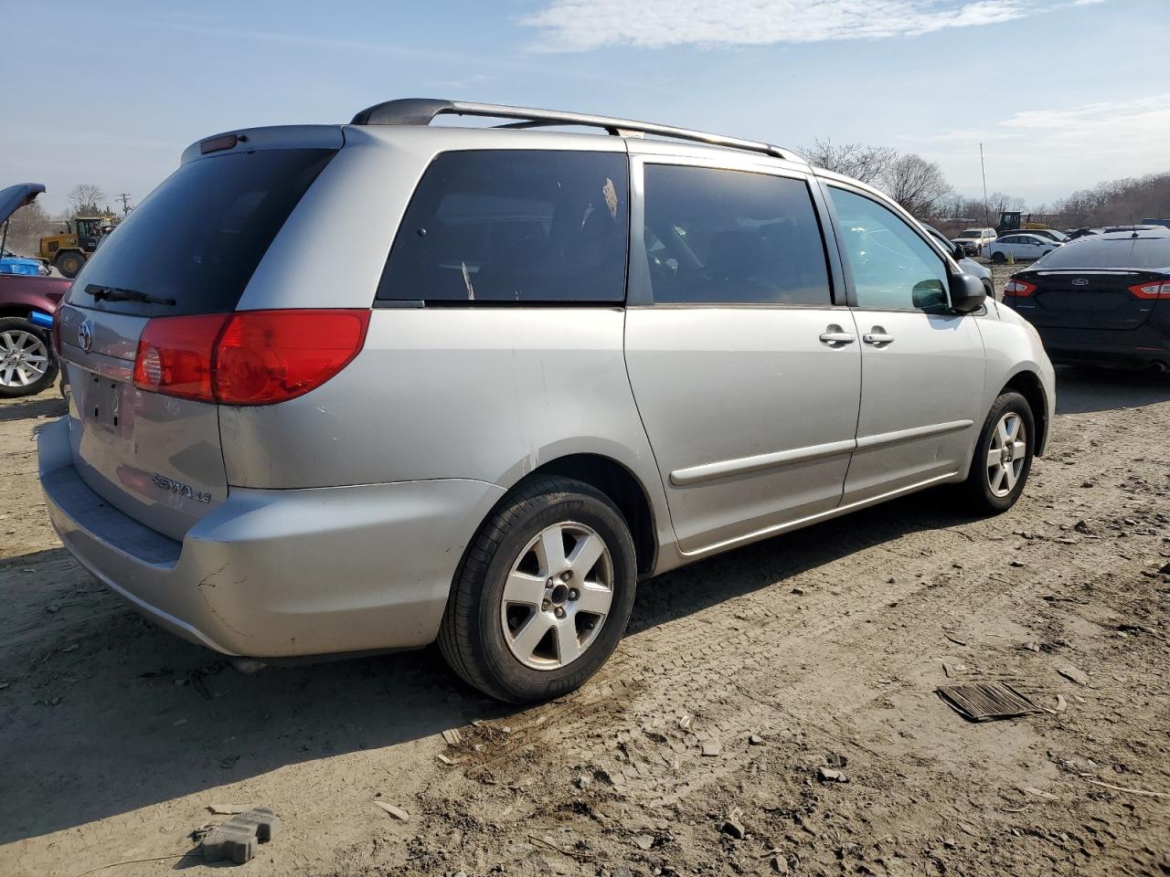 2008 Toyota Sienna - Image 3