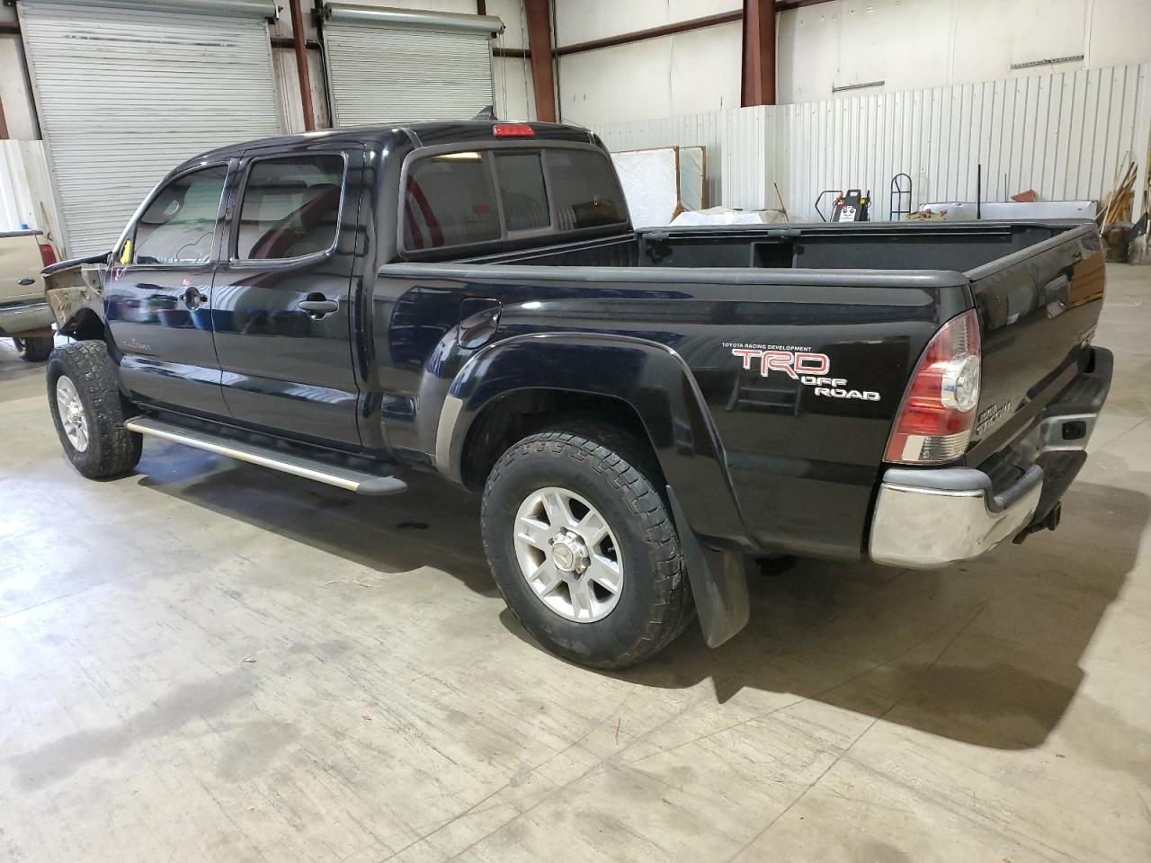 2012 Toyota Tacoma - Image 2