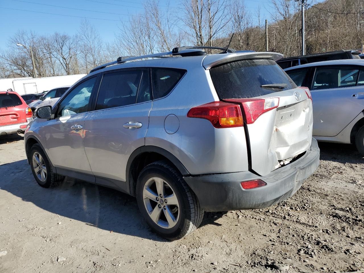 2015 Toyota RAV 4 - Image 2