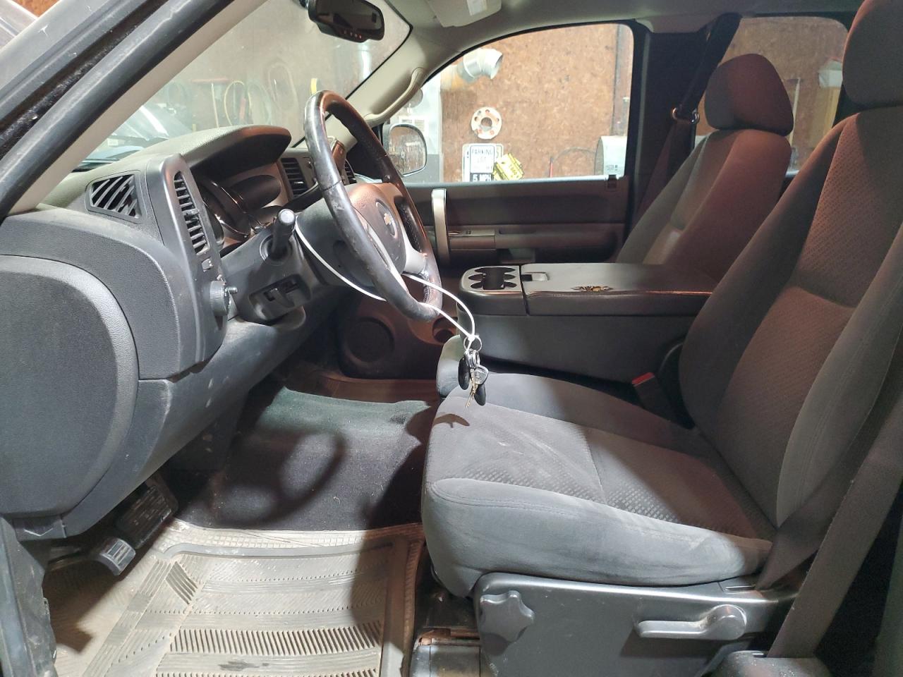 2008 Chevrolet Silverado - Image 7