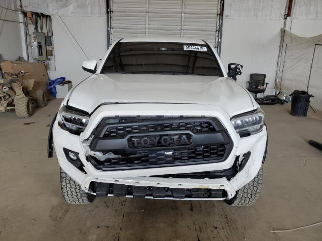  TOYOTA TACOMA 2022 Biały
