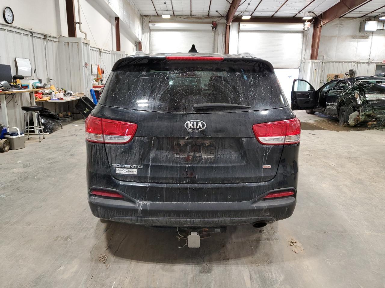 2016 Kia Sorento - Image 6