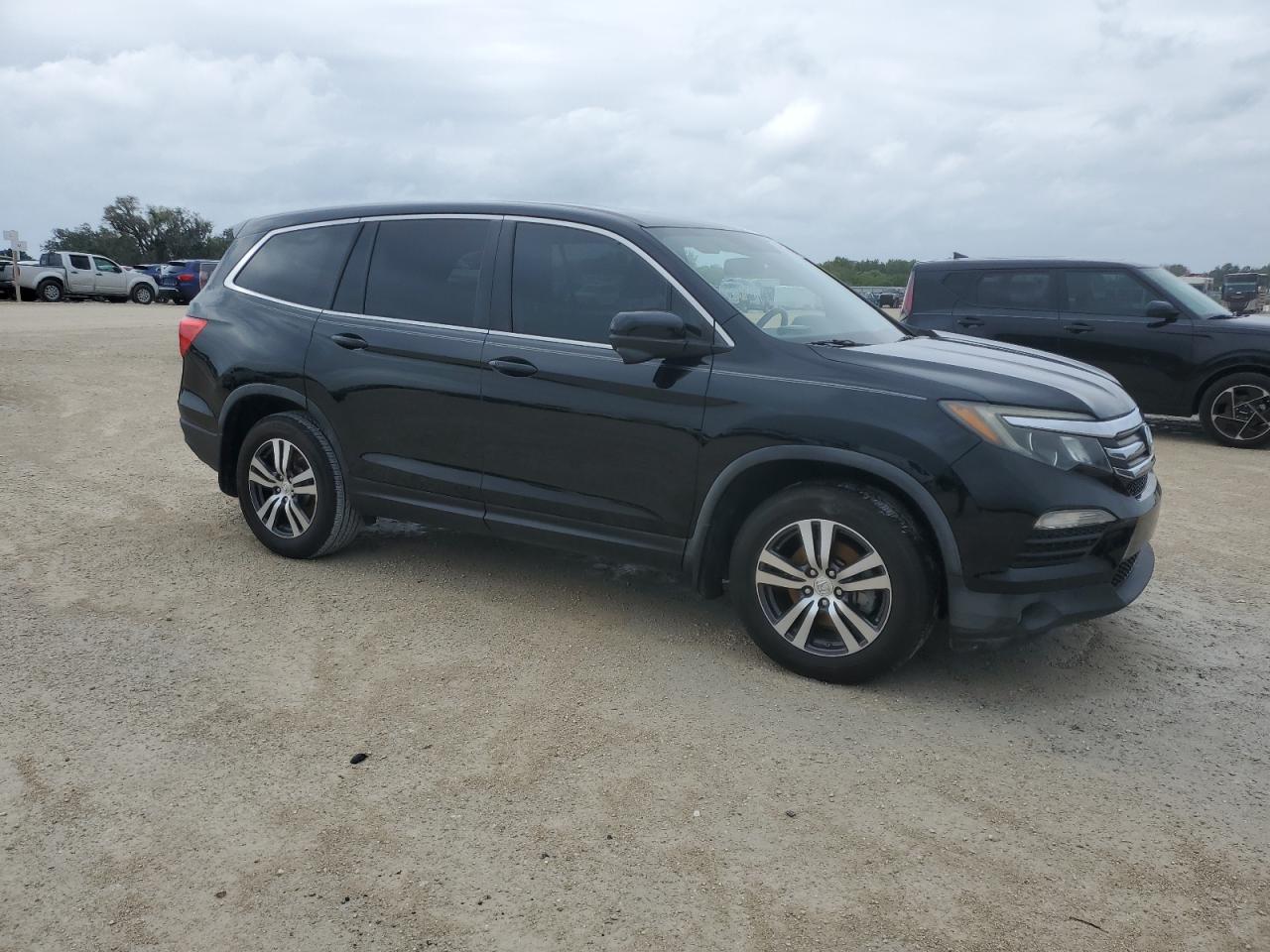 2016 Honda Pilot - Image 4