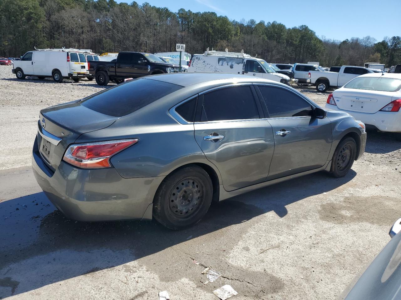 2015 Nissan Altima - Image 3