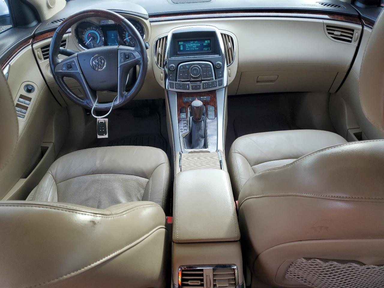 2010 Buick LaCrosse - Image 8